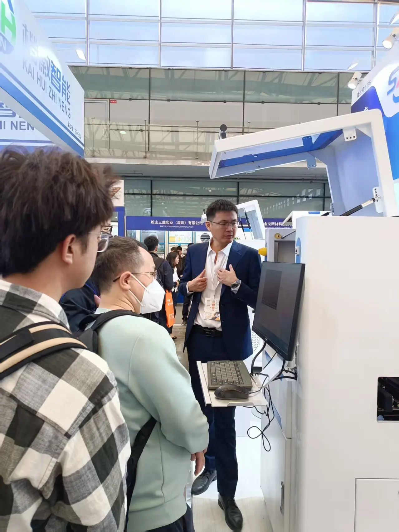 Technical training session with customer engineers